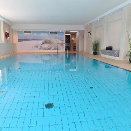 Terrassenhaus, 96 Apartment